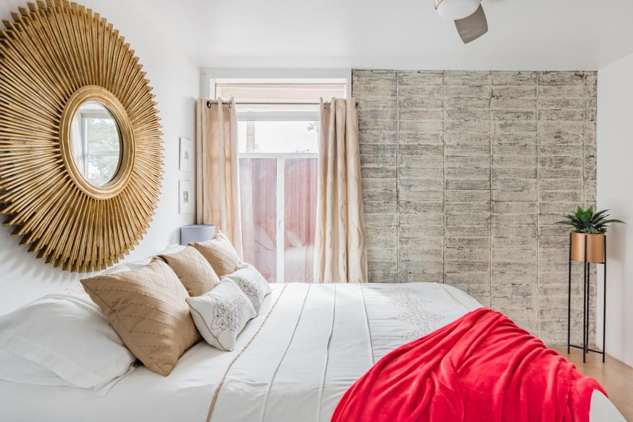 The Claremont #1 Apartment